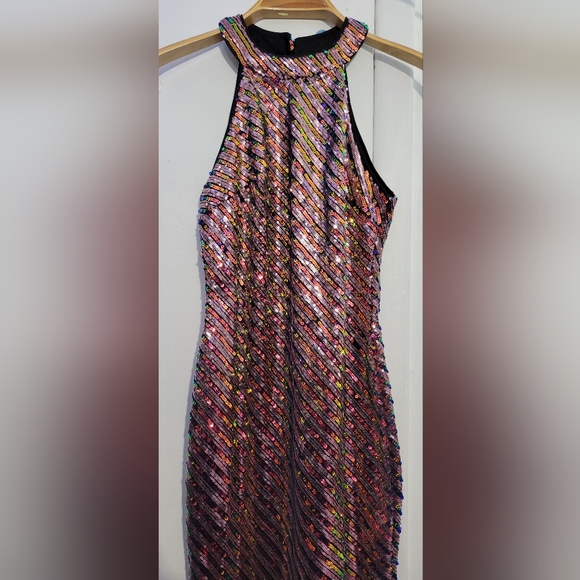 Cut Out Slit Back Halter Neck Sequin Bodycon Dress Sparkling Size Medium - Picture 2 of 10